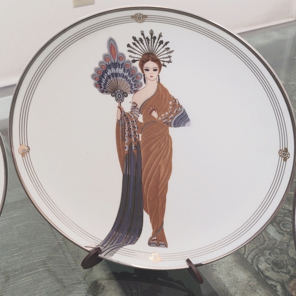 House of Erte Limited Edition Display Plates - Picture 2 of 7